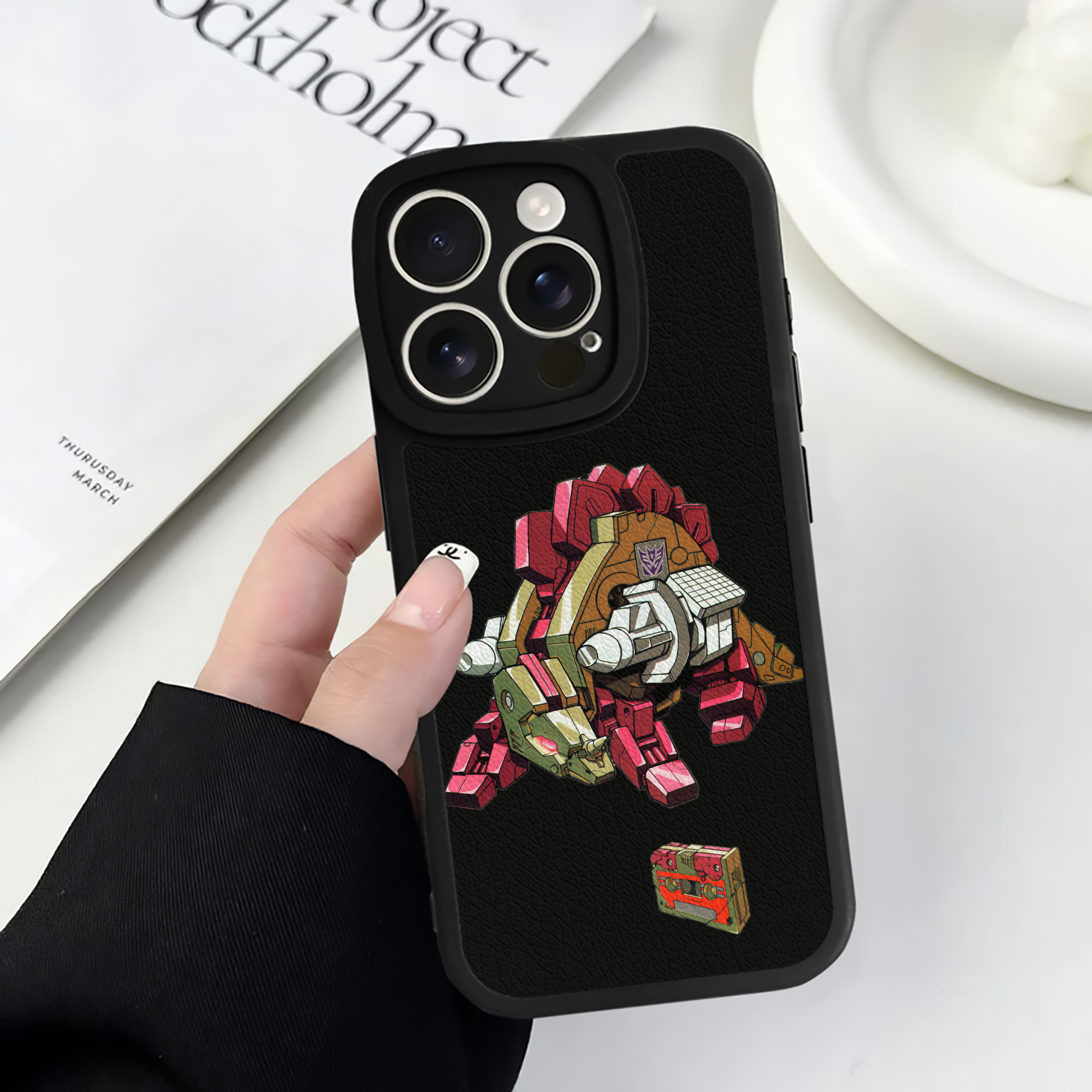 （画像用）  【iPhone 16シリーズ対応】シリコンスマホケース（レザー調） 材質：シリコン